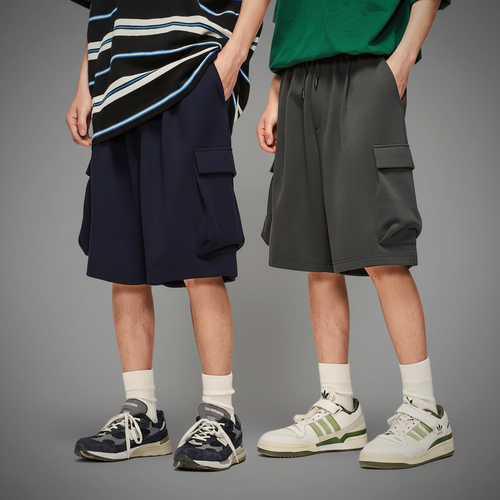 Modular Capacity Short by Calton Brown, cargo pocket detail